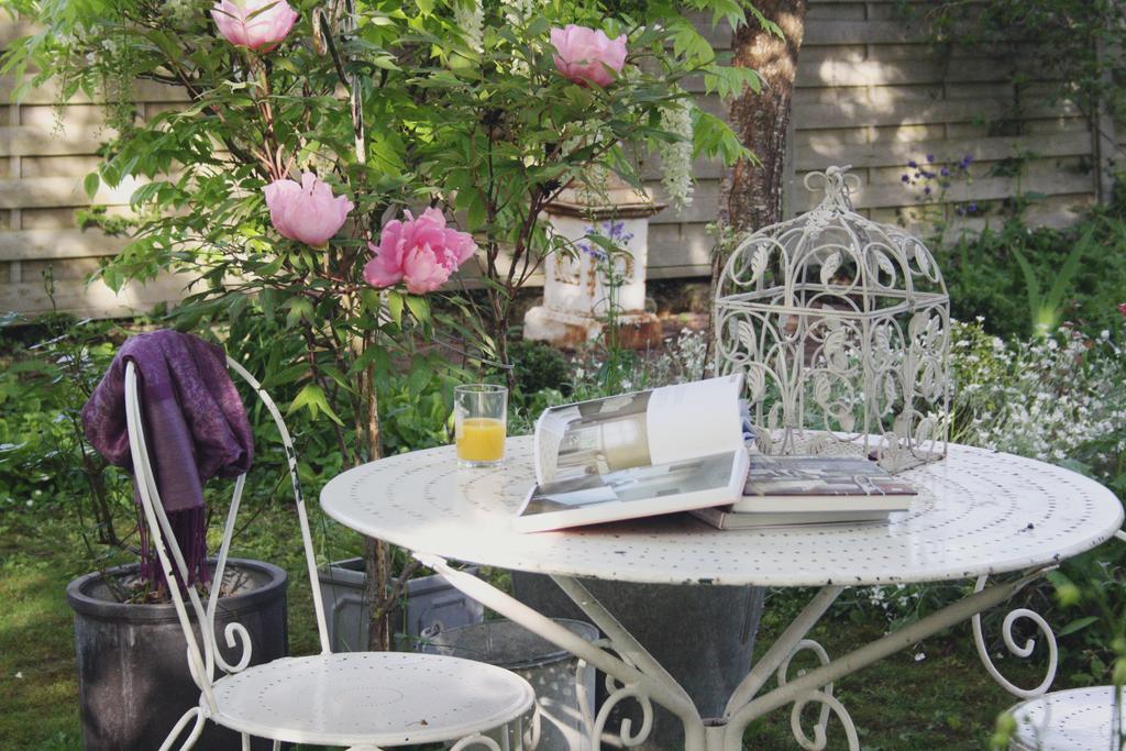 Le Bonheur A La Campagne Bed & Breakfast Lesmont Dış mekan fotoğraf