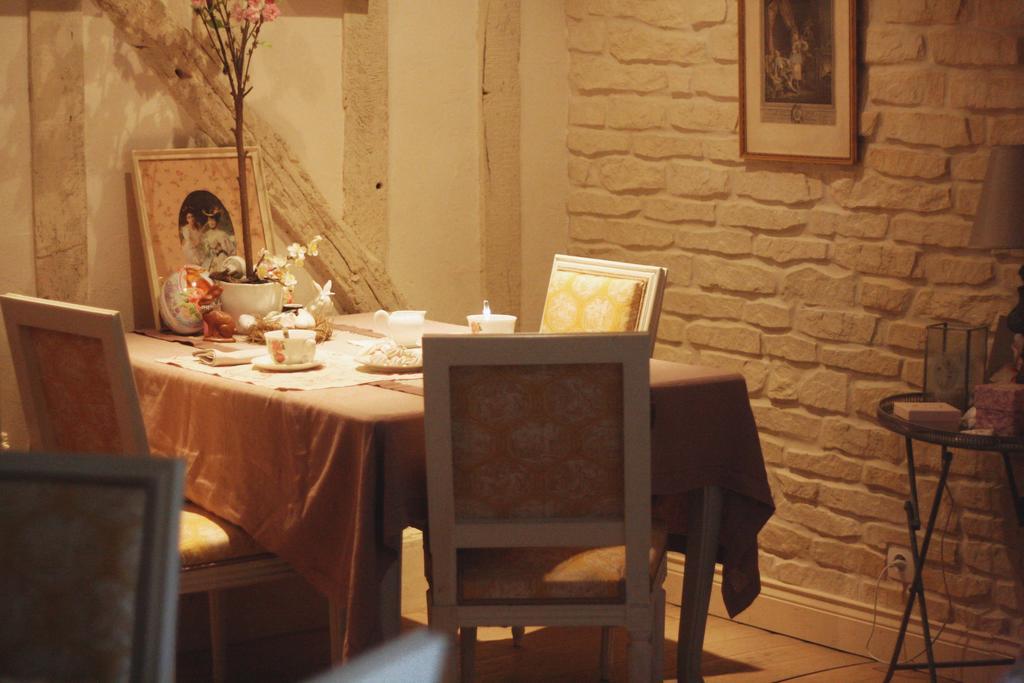 Le Bonheur A La Campagne Bed & Breakfast Lesmont Dış mekan fotoğraf