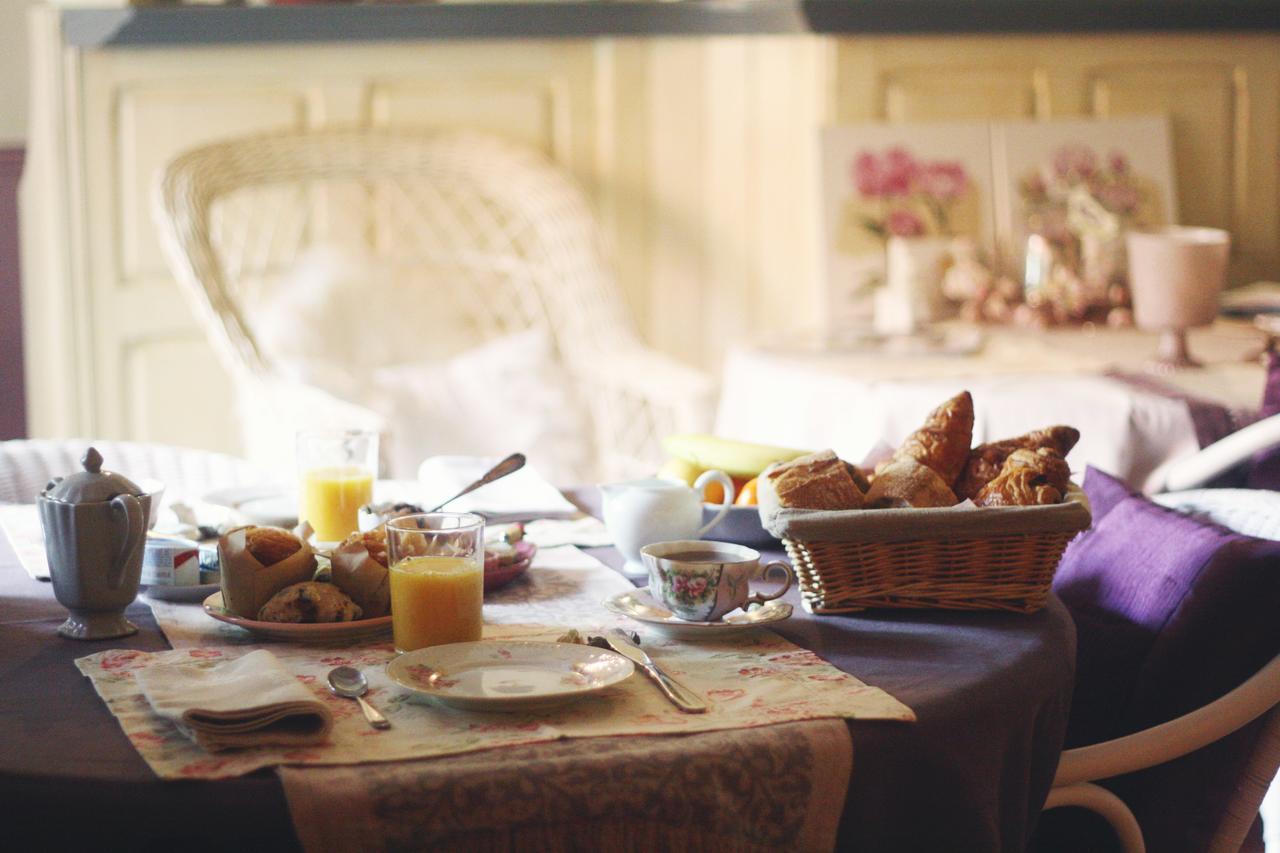 Le Bonheur A La Campagne Bed & Breakfast Lesmont Dış mekan fotoğraf