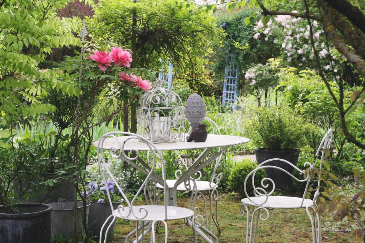 Le Bonheur A La Campagne Bed & Breakfast Lesmont Dış mekan fotoğraf